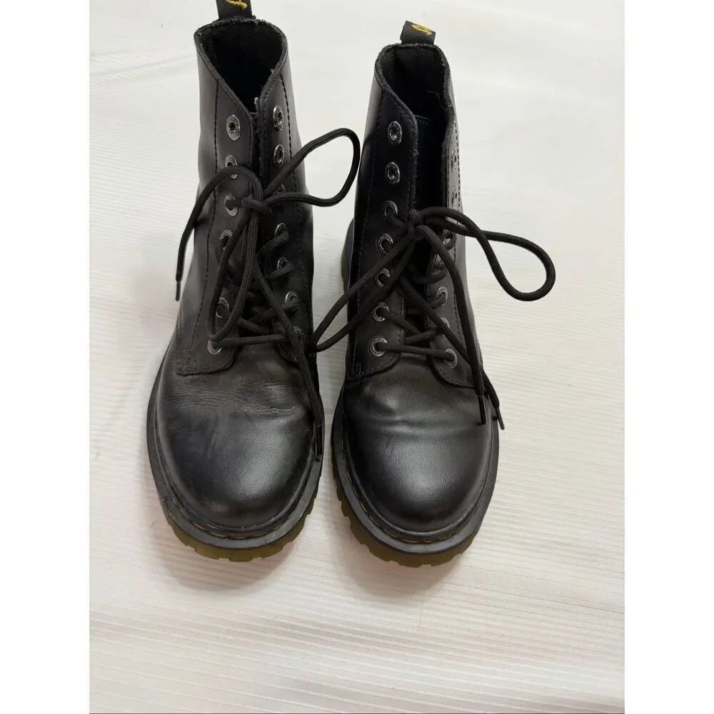 Dr. Martens Luana Black Leather Combat Lace Up Boots Size 7